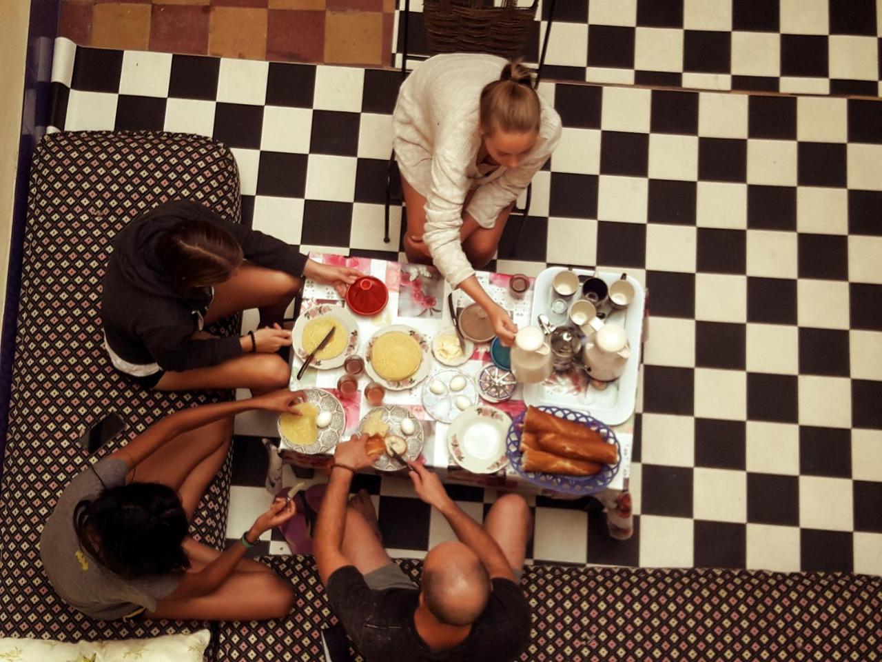Ya Salam Hostel Marrakesh Bagian luar foto